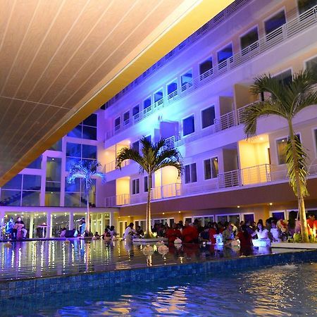 Sylvia Hotel Premier Kupang Kupang  Exterior foto